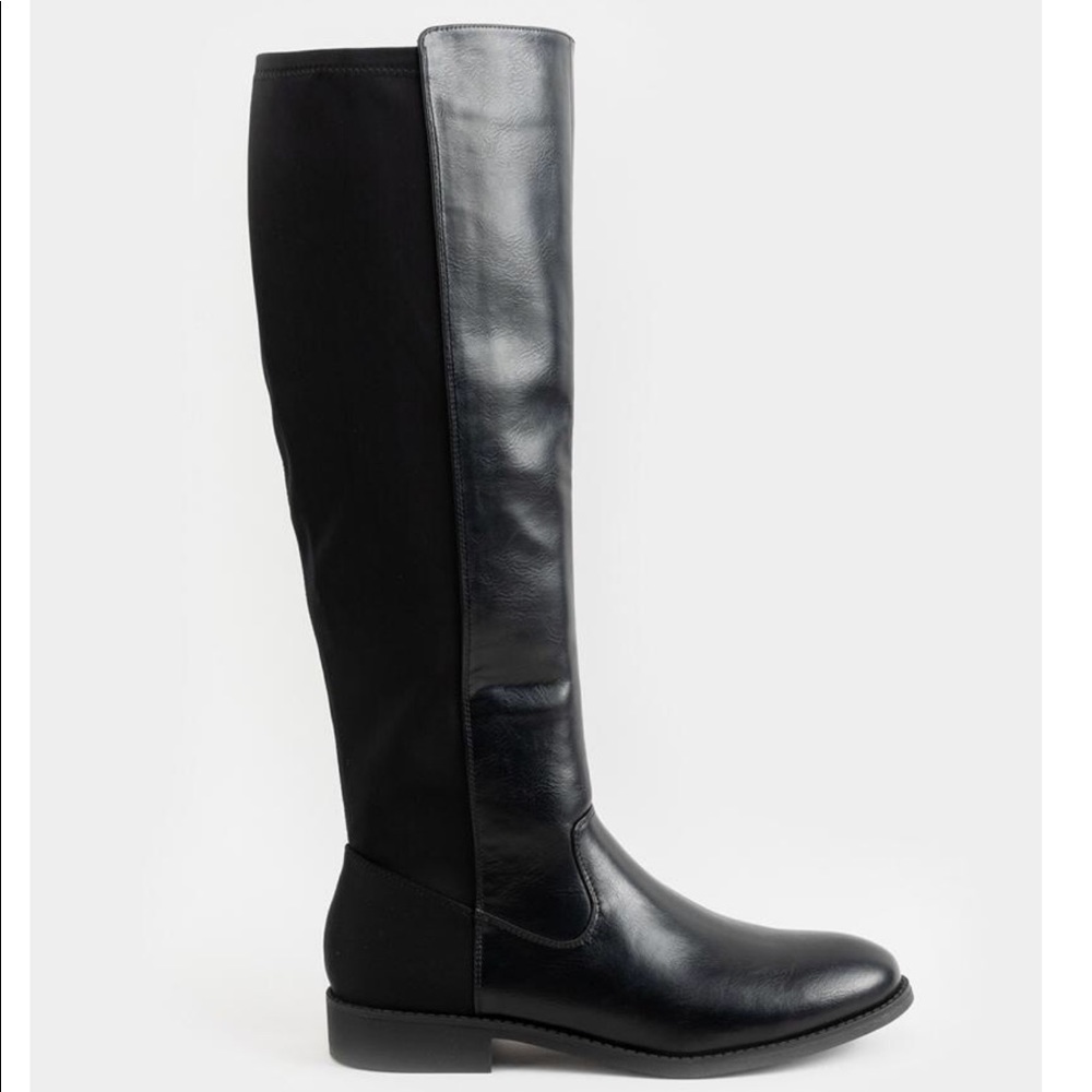 $25 DEAL - Mia CHARMED boots!